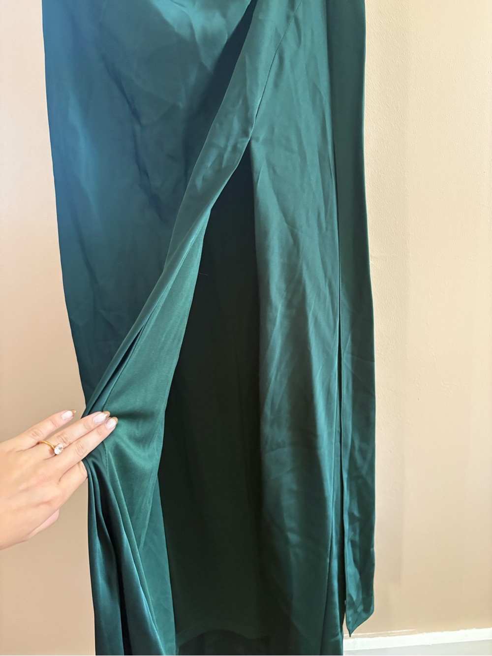 Lulus Signature Elegance Emerald Satin One-Shoulder Maxi Dress Size Large Formal - Picture 10 of 12